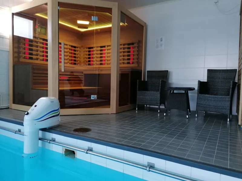 Infrapunasauna ja uima-allas